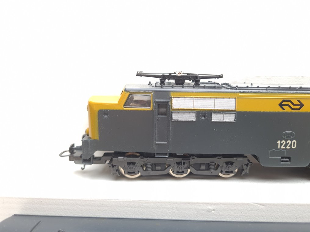 Lima H0 - Set tren (5) - Set met 1200 și 4x plan E vagoane. - NS #2.1