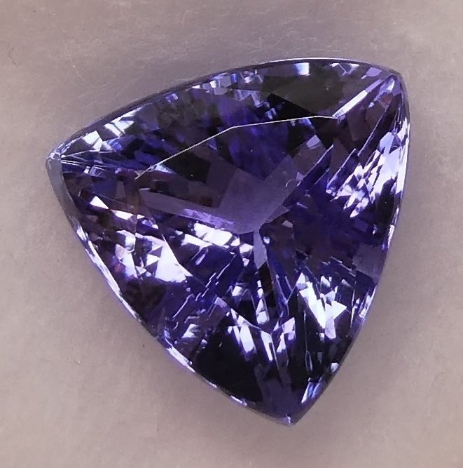 Tanzanit  - 5.37 ct - Instituto Gemólogico Español (IGE) #1.0