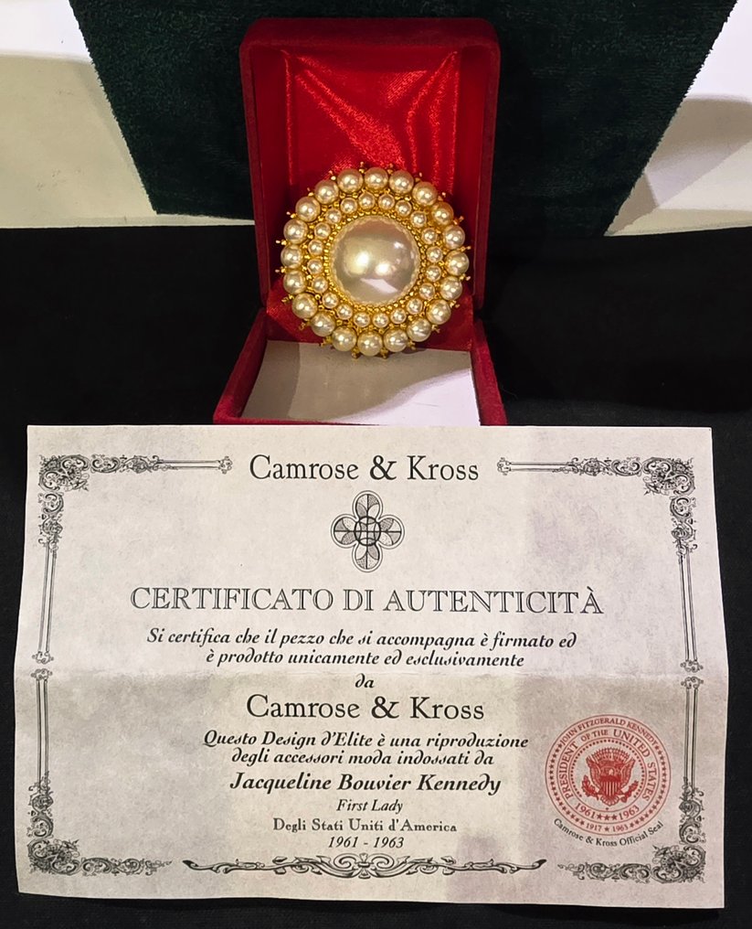 Camrose & Kross - Kultasilattu - Rintaneula - Ei varantamäärää #2.1