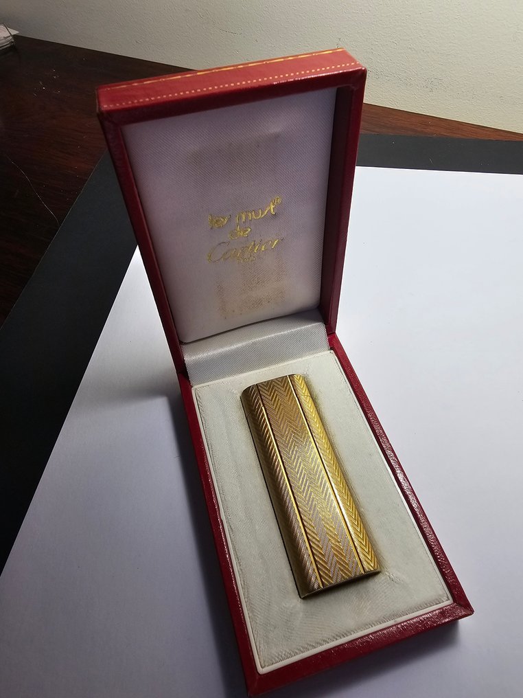 Cartier - Lighter - Gilt - (2) #1.0