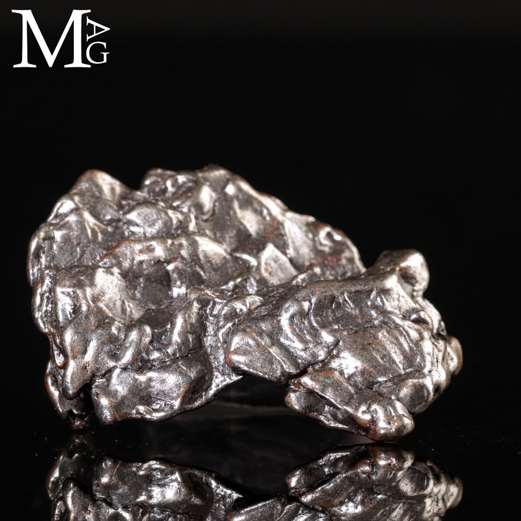 Campo del Cielo - Μετεωρίτης – Σίδερο-Νικέλιο με δομή Widmanstätten. - Ύψος: 34 mm - Πλάτος: 28 mm- 29 g #1.0