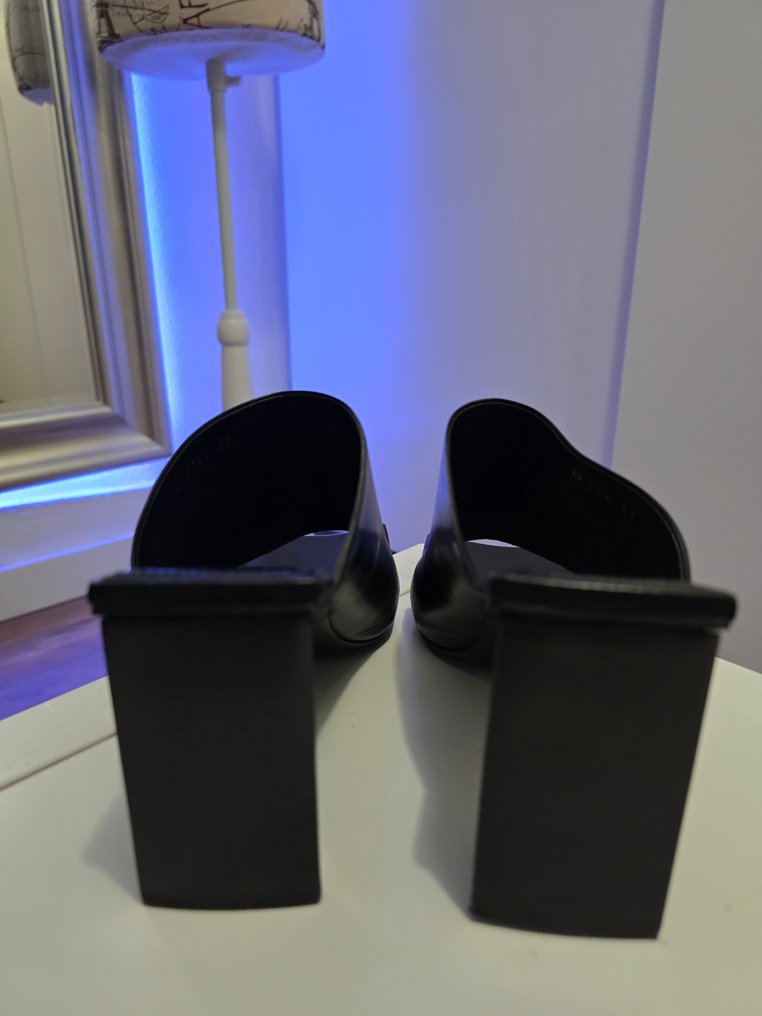 Balenciaga - Sandals - Size: EU 37 #3.2