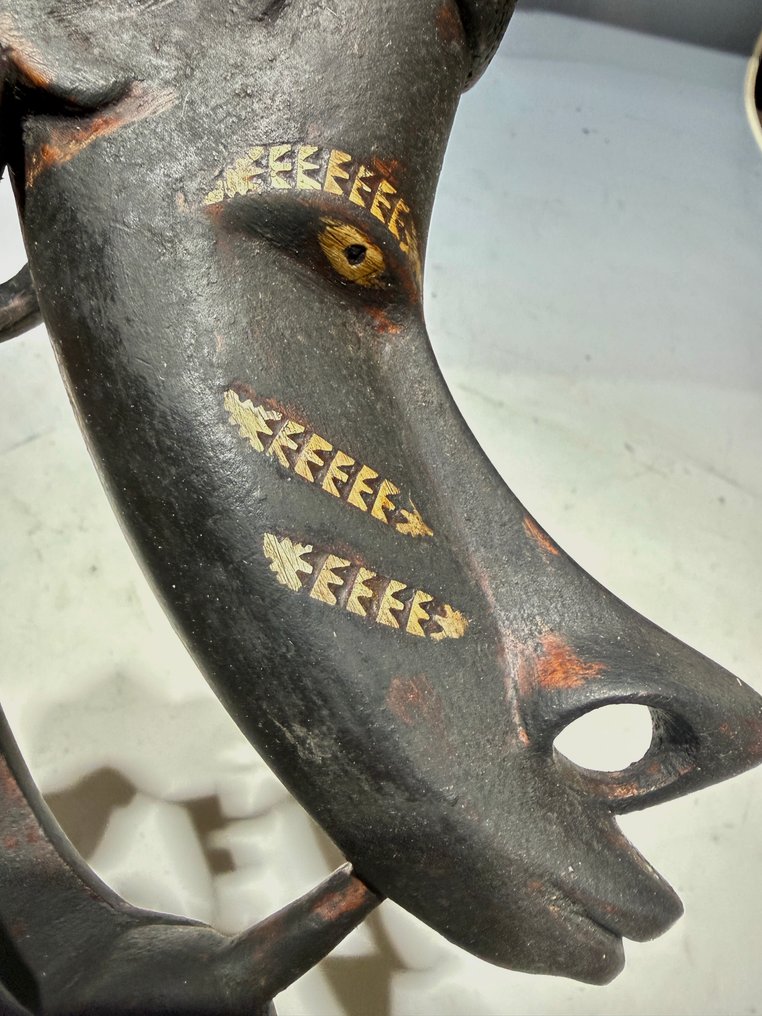 独木舟船首 马罗沃潟湖 - Nguzu - 新乔治亚岛 - 所罗门群岛  (没有保留价) #1.0