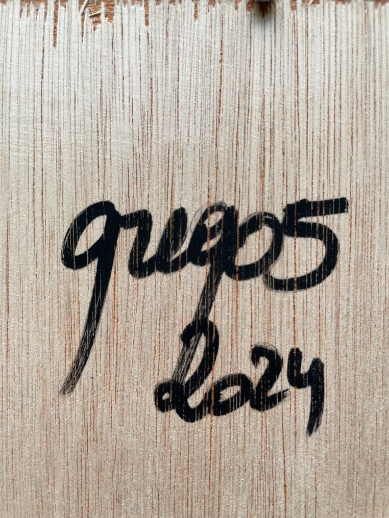 gregos - Small yellow kiss on white background-white frame #3.2