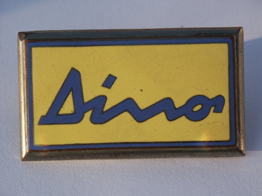 Emblema frontal original Ferrari Dino OMEA Milano - Ferrari Dino - Distintivo cofano #1.0