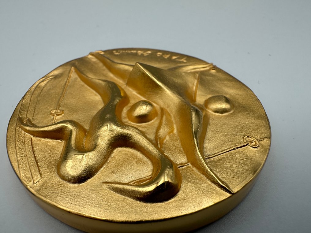 Japão. 1972 Sapporo Winter Olympic Games commemorative medal designed by Taro Okamoto SAPPORO Olympic JOC (Sem preço de reserva) #3.2