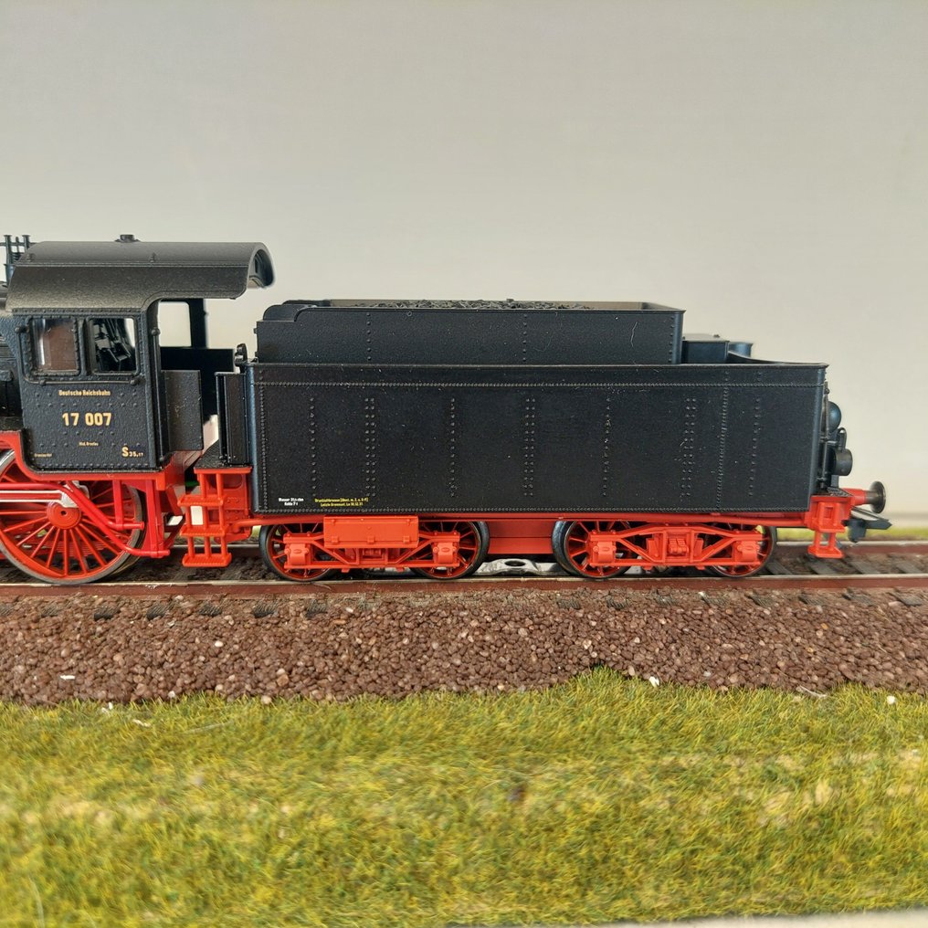 Märklin H0 - 37190 - Locomotiva a vapore con tender (1) - BR 17 007 Digital - DRG #3.2