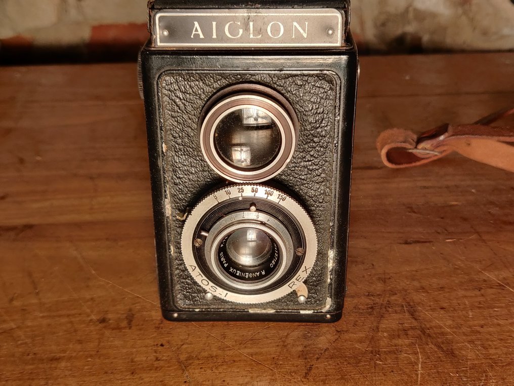 Aiglon Rex – Franse TLR camera – ATOS-II lens – ca. 1949–1955 – inclusief originele leren case Box camera #1.0