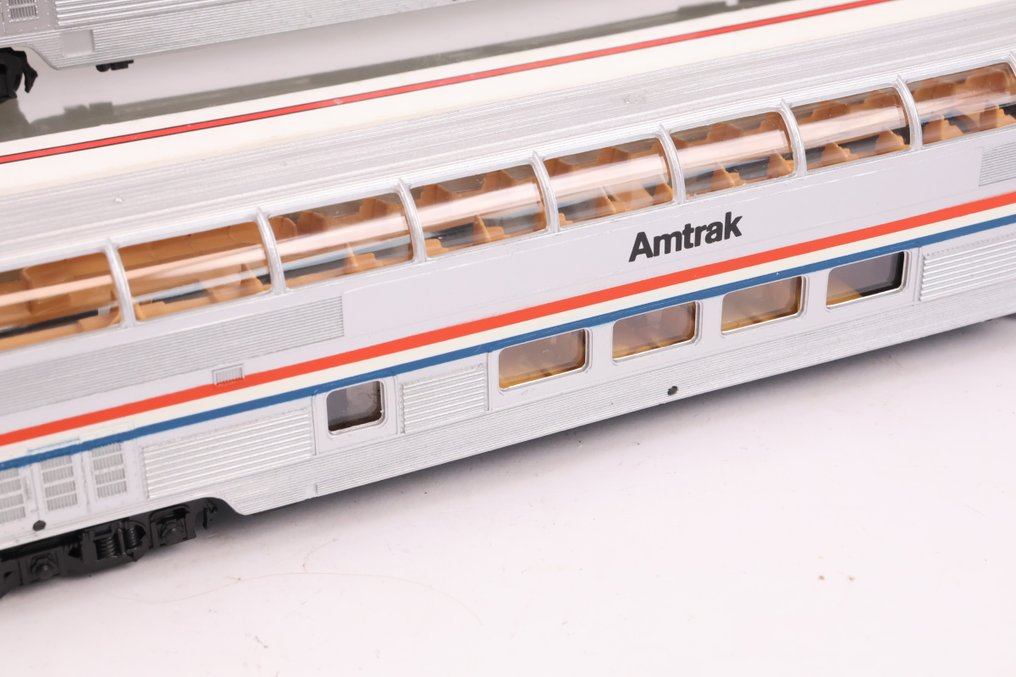 Bachmann H0 - 71705 - Model train passenger carriage (2) - Two Full Dome passenger carriages. - Amtrak #3.2
