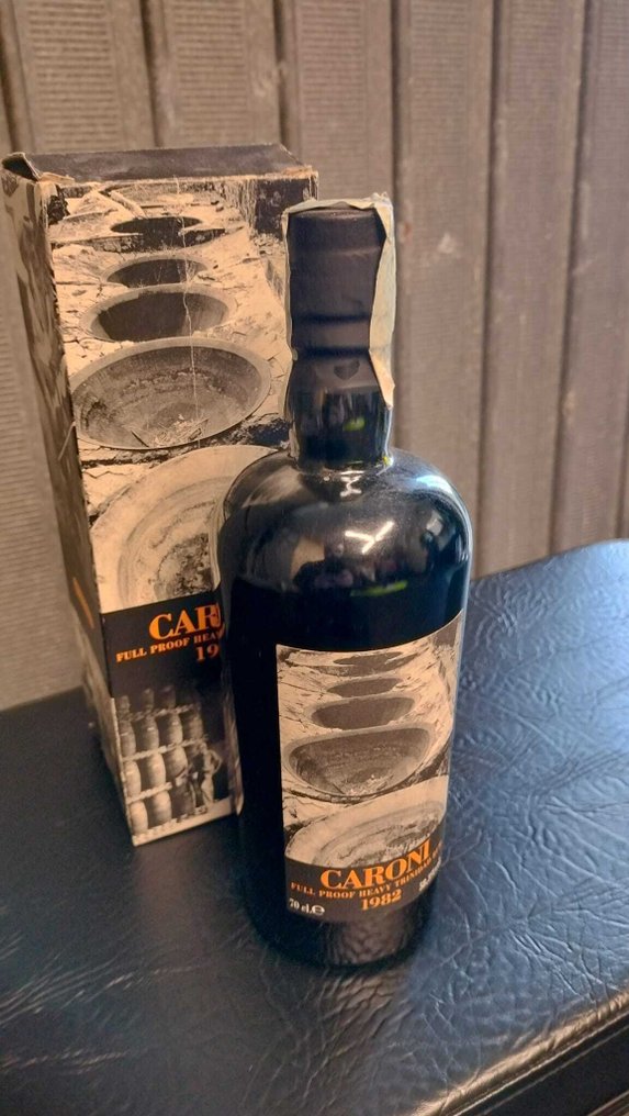 Caroni 1982 Velier - Full Proof Heavy - b. 2006 - 70cl #1.0