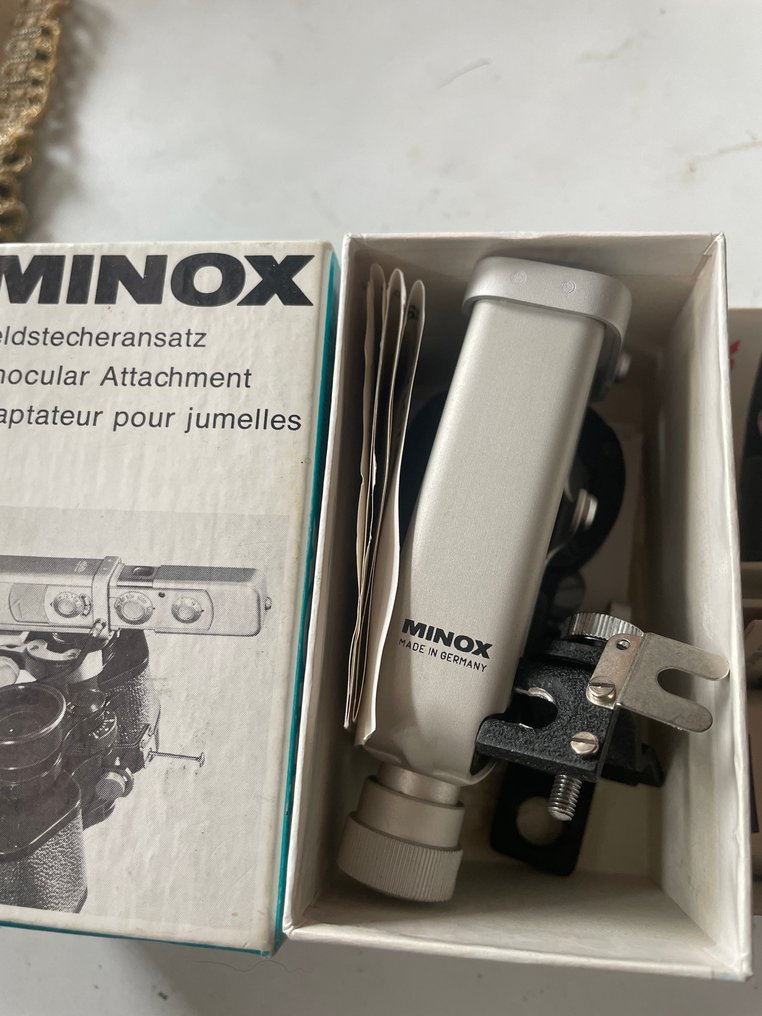 Minox A / B / C / uchwyt do lornetki + lampa błyskowa + wizjer katowy Spioncamera #2.1