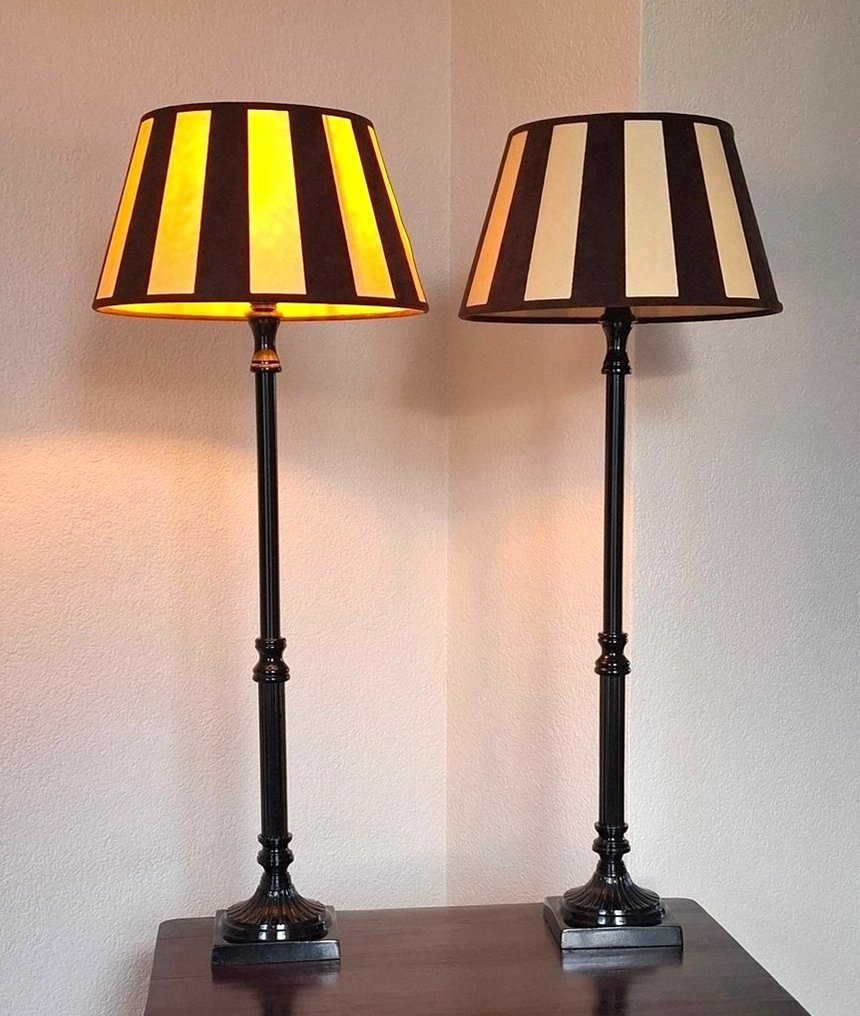 Bordlampe (2) - Metal sort - Inklusiv kappen XL #1.0