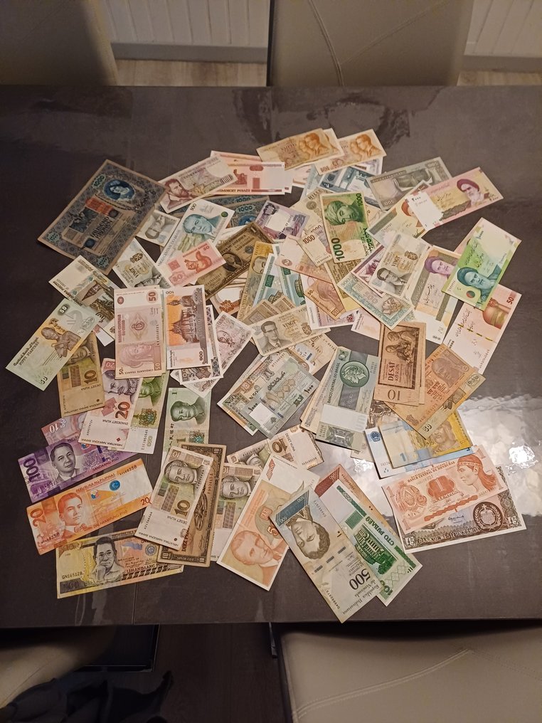 Maailma. - 112 banknotes - including duplicates - various dates (Ei pohjahintaa) #1.0