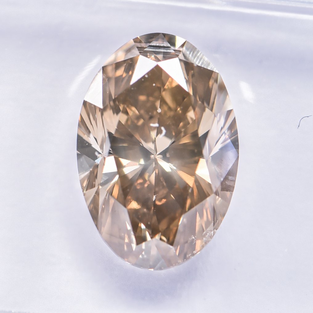 没有保留价 - 1 pcs 钻石  (天然色彩的)  - 3.08 ct - 椭圆形 - Fancy 稍帶棕色的, 稍帶灰色的 黄色 - SI2 微内含二级 - 国际宝石研究院（IGI） - VG #1.0
