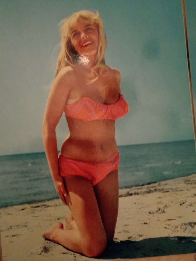 Olaszország - Nők - Képeslap (19) - 1960-1970 #4.3