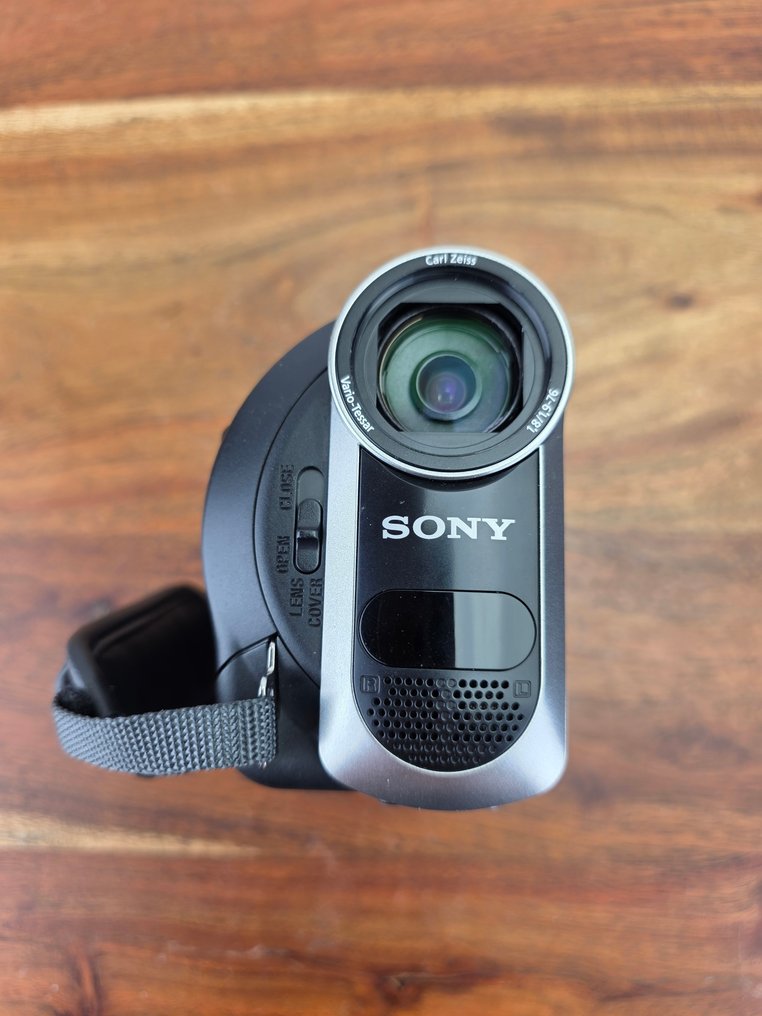Sony CCD-TRV36E HI8 with NightShot Mini DV-DV camera #3.2