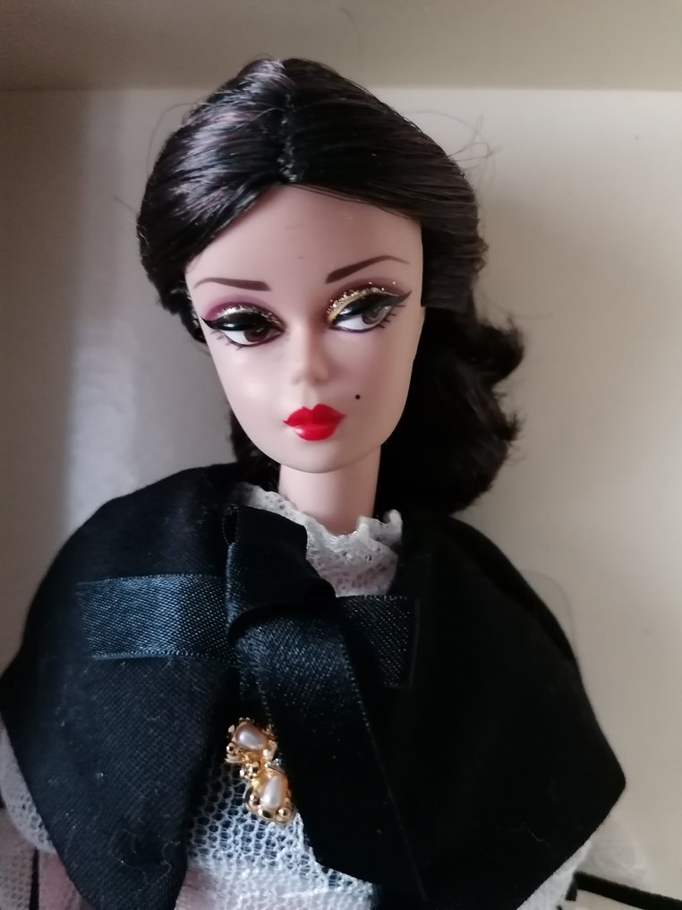 Mattel  - Boneca Barbie Gold Label Dulcissima  SILKSTONE - 2000-2010 #4.3