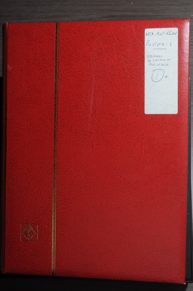 Dutch Overseas Territories - Batch with many mint stamps in a stockbook and albums. #1.0