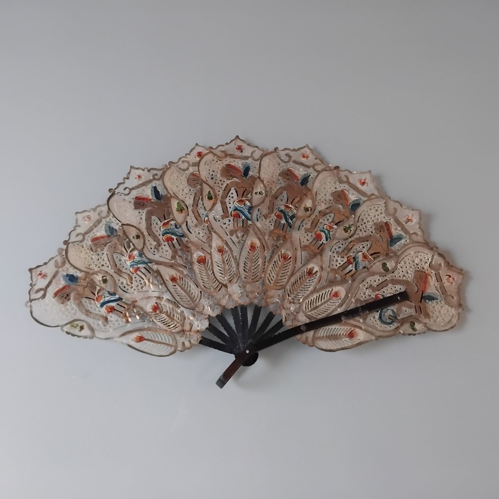 Ventaglio  (21) - Legno, Tessuto, Pelle, Carta - Indonesia, Cina, Italia #2.1