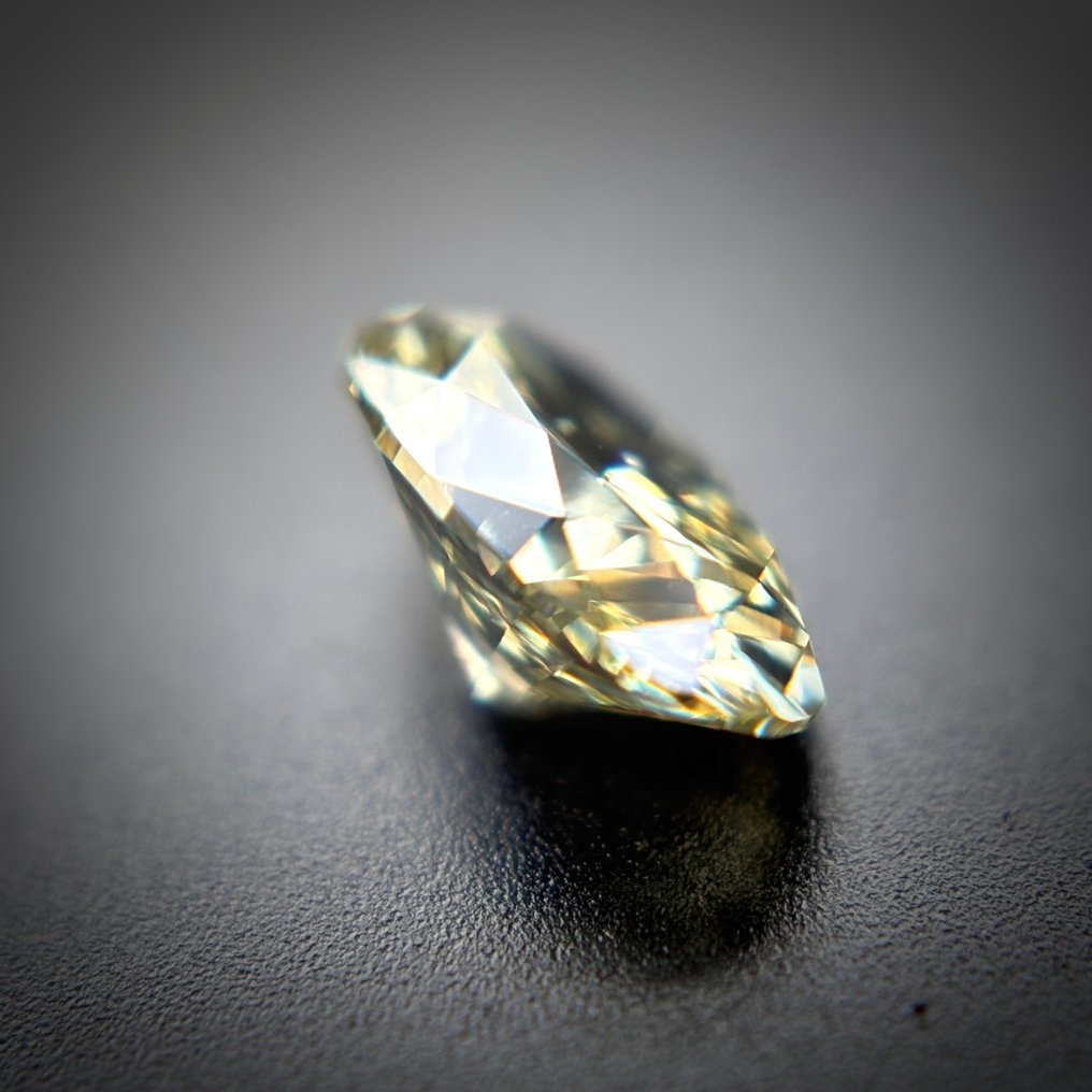 1 pcs Διαμάντι (Φυσικού χρώματος) - 0.33 ct - Οβάλ - Fancy Πρασινωπό, Καφετί Κίτρινο - VS1 - Antwerp Laboratory for Gemstone Testing (ALGT) #2.1
