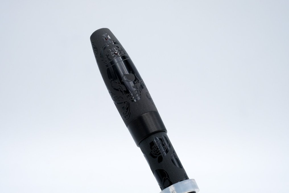 Montegrappa - Fortuna - Crowned Skull - Gun Metal (ISFOSRLN) - Nincs minimálár - Golyóstoll #1.0