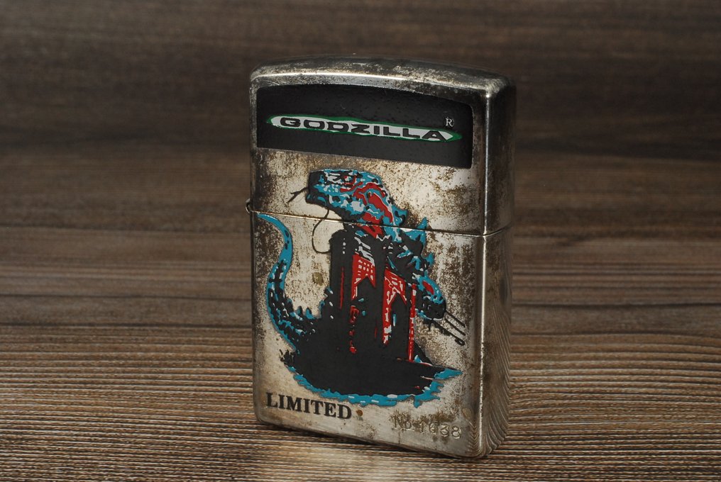 Zippo - Oil Lighter Godzilla Limited Edition - Accendino tascabile - Placcato argento #1.0