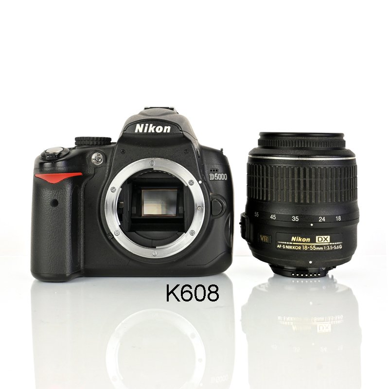 Nikon D5000 + Nikon 18-55mm VR + cameratas Digitale reflex camera (DSLR) #1.0