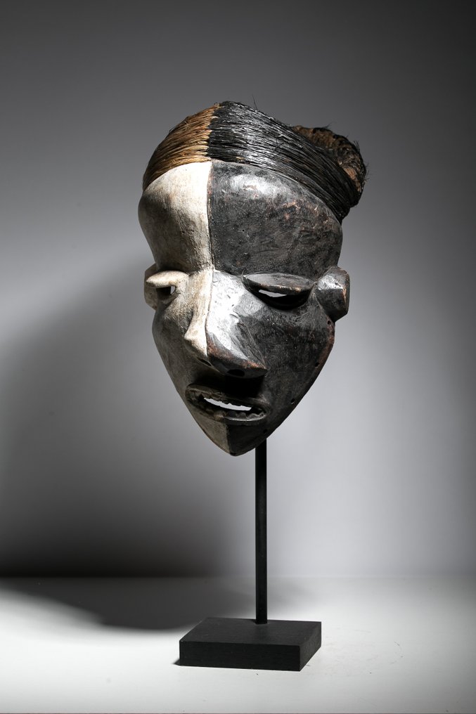 癫痫患者面罩 - Pende - 刚果（金） #1.0