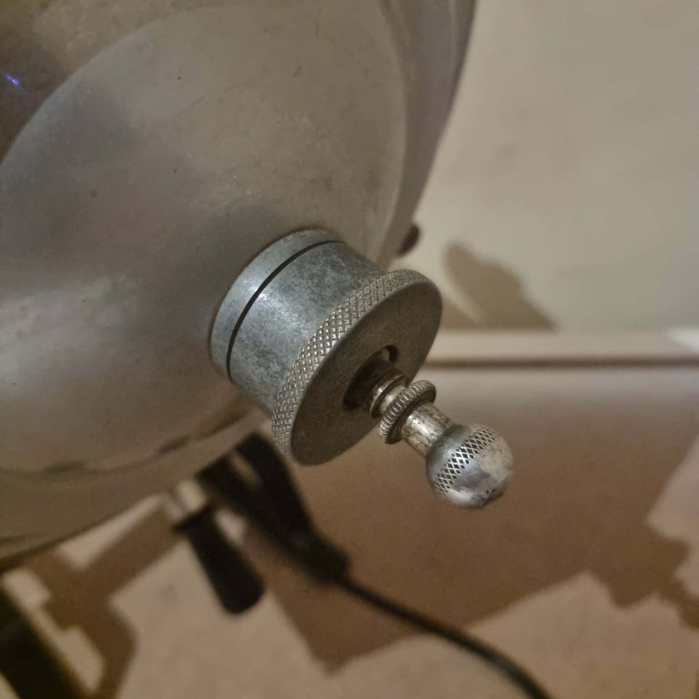 K. Weinert Berlin S. 0.36 - k. weinert Berlin S. O'36 - Zoeklicht - s. O. 36 - Metaal #4.3