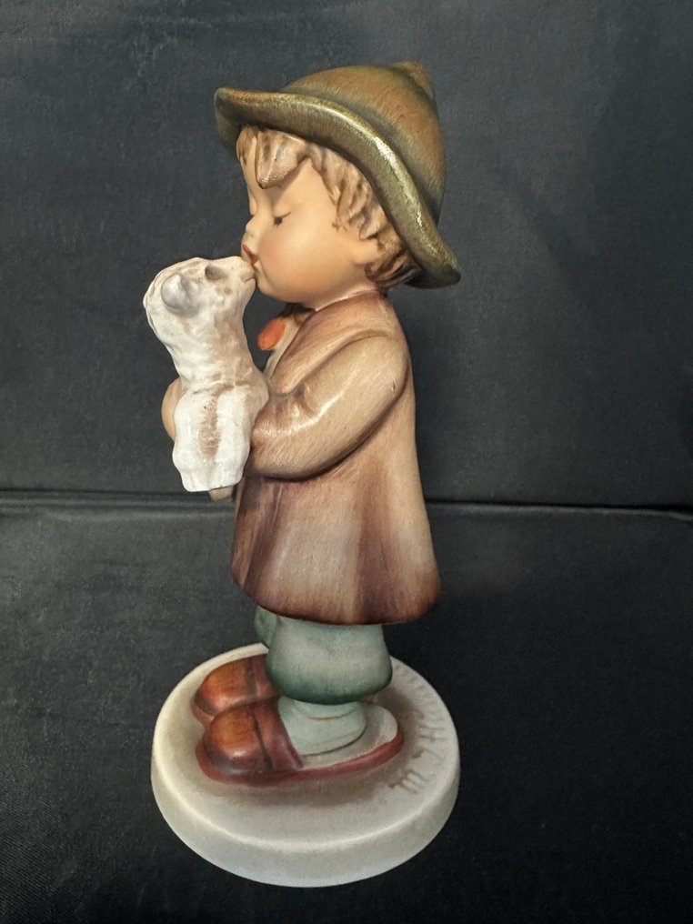Goebel - 雕像 - Boy with Lamb ( "The Lost Sheep") - TMK2 - 瓷 #2.1