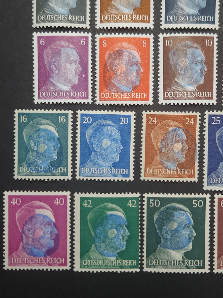 德國 - 當地郵政區 1945 - 本地支出，墓地支出，Grabov紫色印刷，头部图像覆盖句子。 #3.2