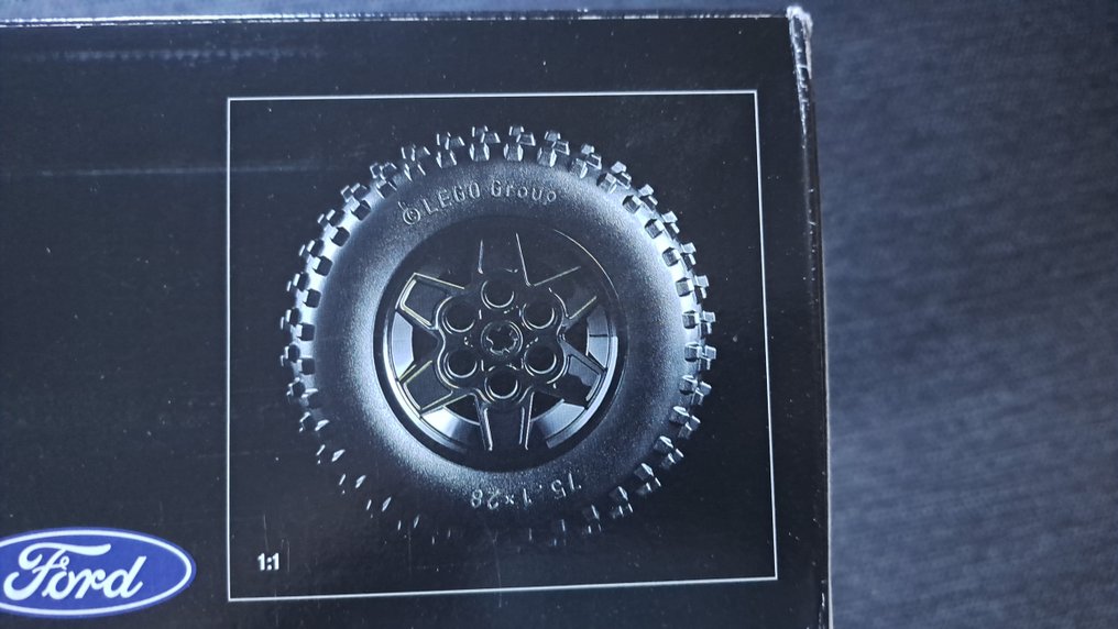 LEGO Set - 42126 - Technic - Ford F-150 Raptor #3.2