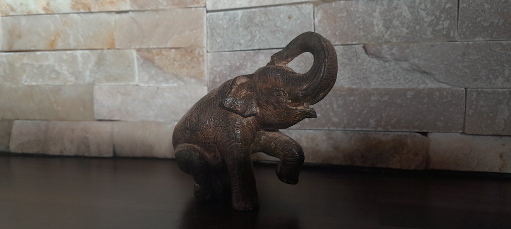 Pierre Chenet (XX-XXI) - Escultura, L'Elephant s'asseyant - 7.5 cm - Bronce #1.0