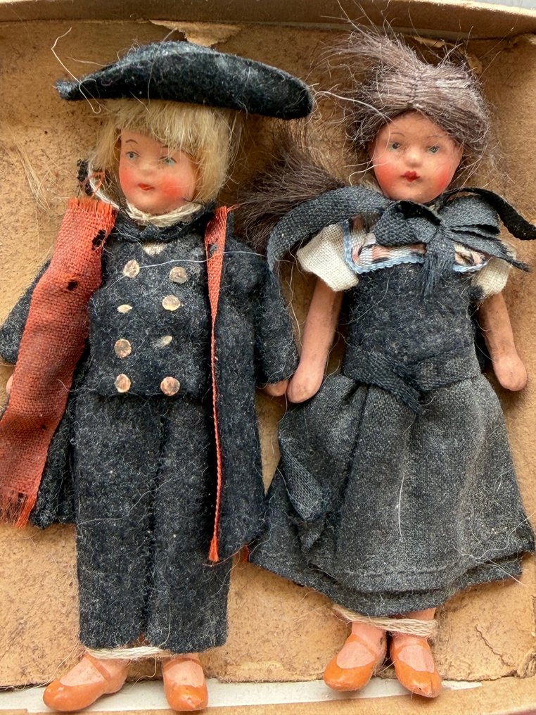 Sem marca visivel - Κούκλα Casal de bonecos em composition – traje tradicional – finais do séc. XIX - 1850-1900 - Ευρώπη #1.0