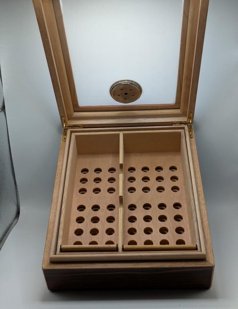 HUMIDOR CON HIGRÓMETRO - Ingen reservasjonspris - Luftfukter - para puros - Tre, Glass, Metacrilato, Metall #3.2