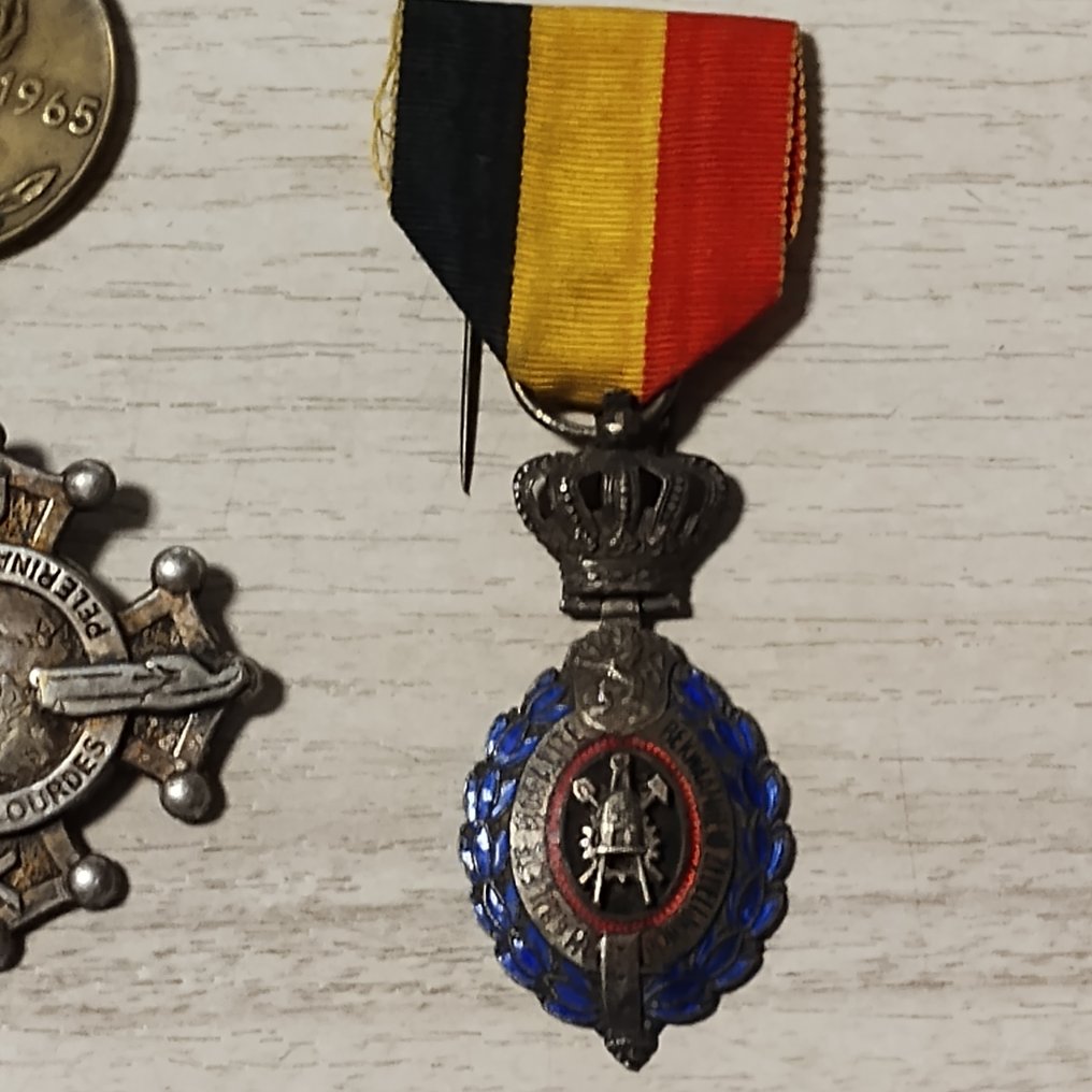 比利时, 俄罗斯. Lotto di sette medaglie/spille  (没有保留价) #4.3