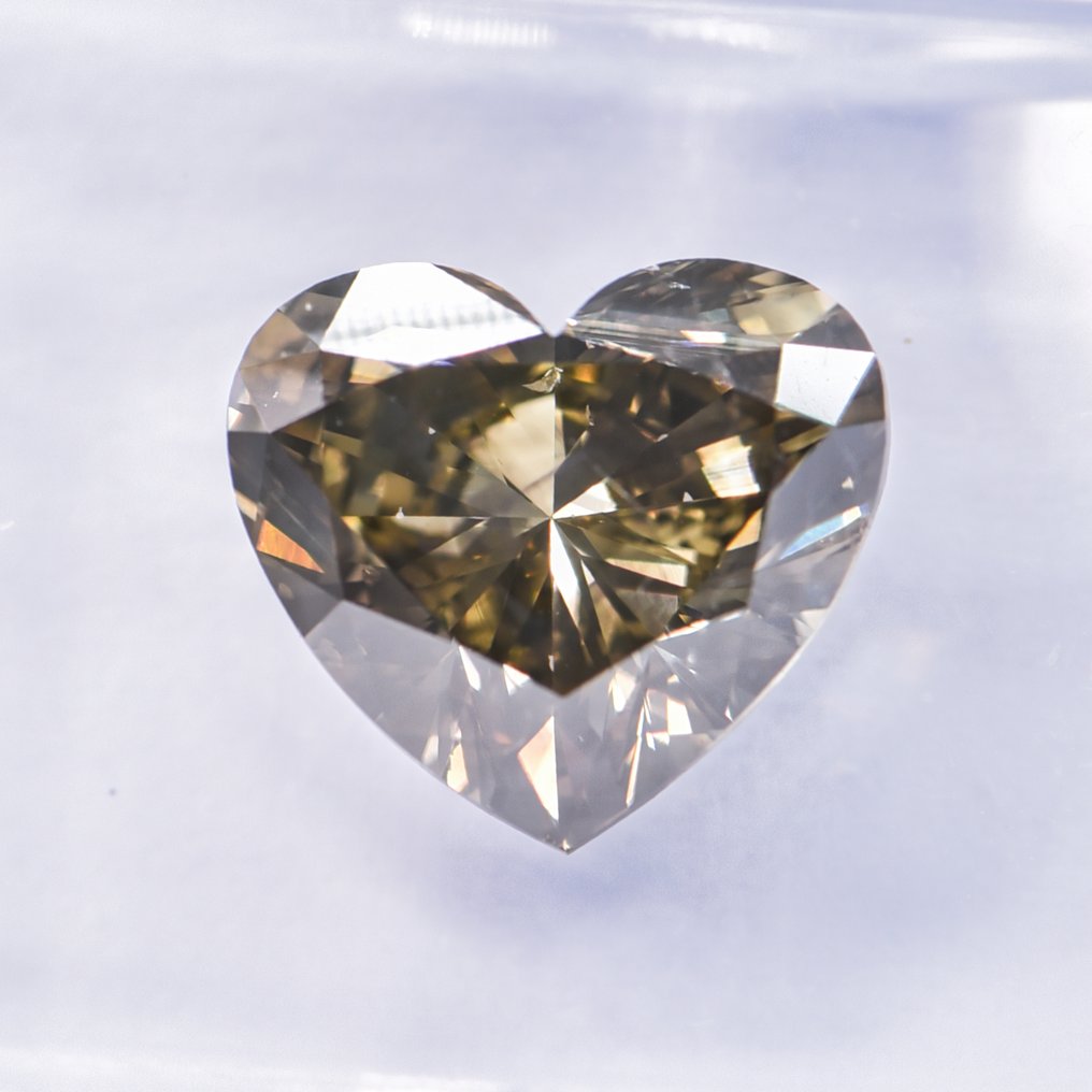 Ei pohjahintaa - 1 pcs Timantti (Luonnonvärinen) - 3.01 ct - Sydän - Fancy deep Rusehtava, Vihertävä Keltainen - SI1 - Kansainvälinen gemologinen instituutti (IGI) - VG #1.0