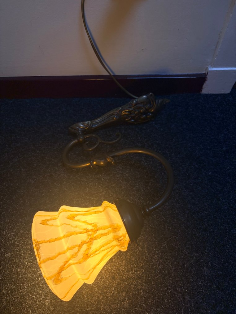 Lampe - Messingguss, Opalglas #4.3