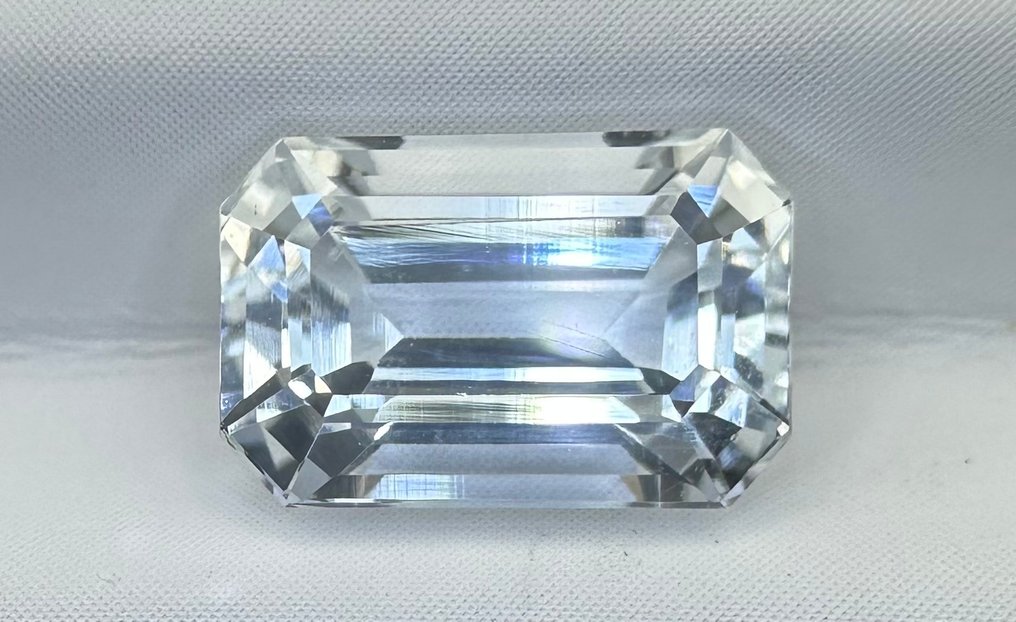 No reserve price Blue Aquamarine - 2.70 ct - Antwerp Laboratory for Gemstone Testing (ALGT) #3.2