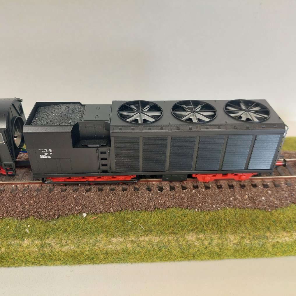 Märklin H0 - 37171 - Höyryveturi hiilivaunulla (1) - BR 52 1911 Kondenstender - Digital - DB #4.3