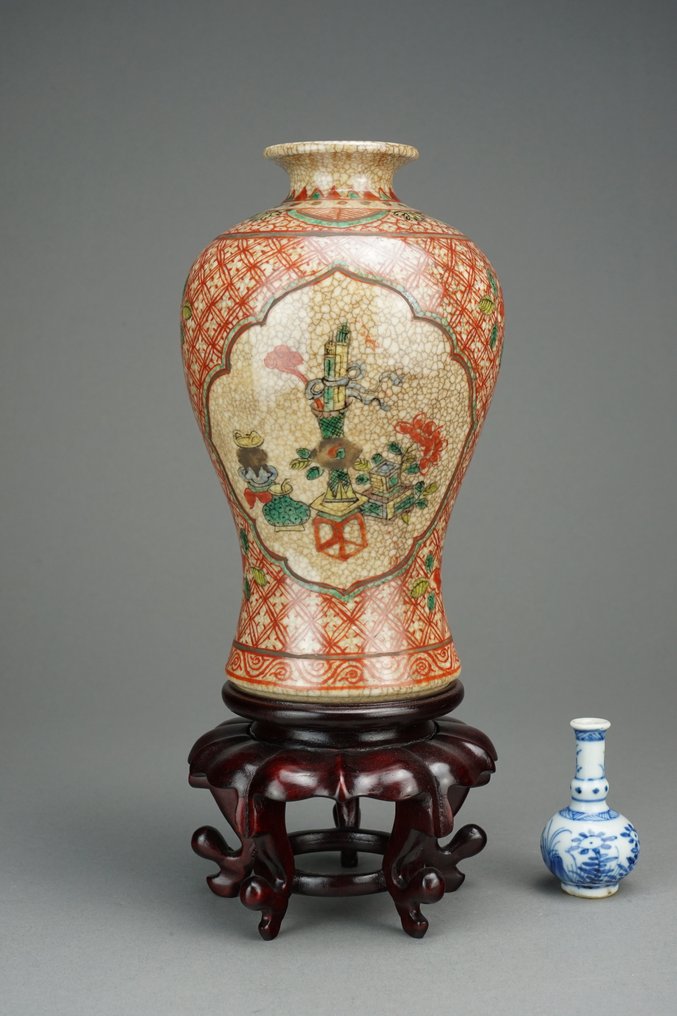 Meiping vaas - Porselein - Crackle-Ground Wucai - China - Qing Dynastie (1644-1911) #1.0
