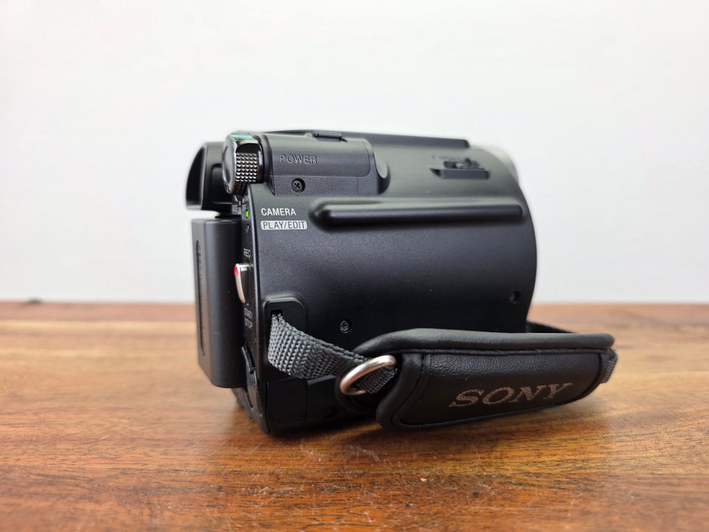 Sony CCD-TRV36E HI8 with NightShot Mini DV-DV camera #4.3