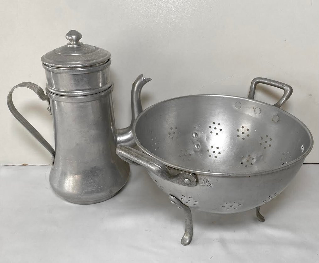 Teapot (2) - Aluminium #1.0