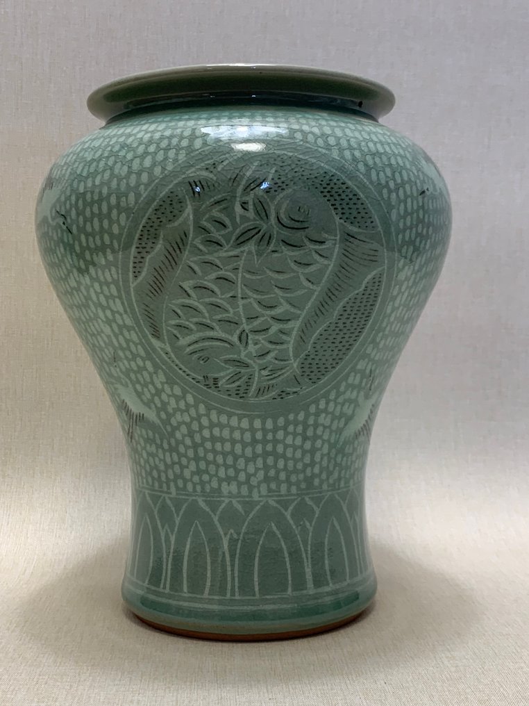 Βάζο - Κεραμικό - Νότια Κορέα - Πράσινο σελόν  (χωρίς τιμή ασφαλείας) #3.2