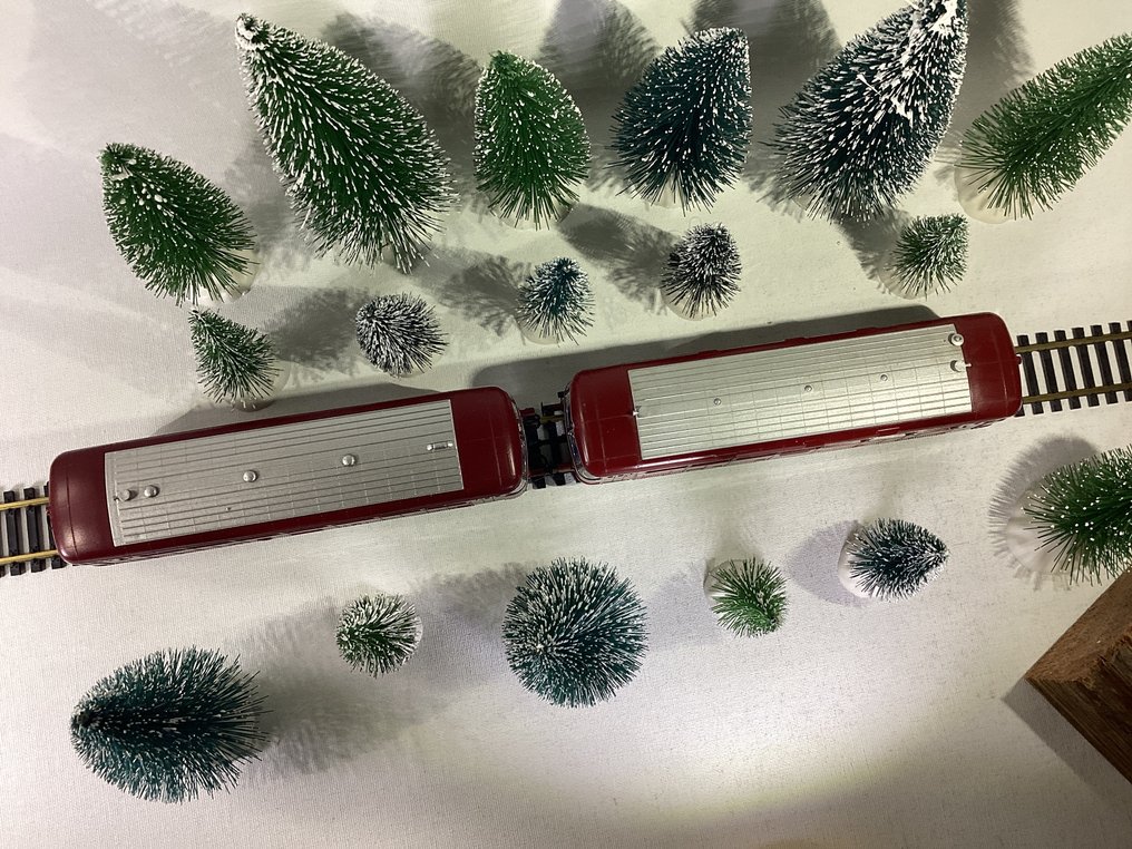 Roco H0 - 43018 - Ensemble de train (1) - Ensemble de deux autocars ferroviaires VT98. - DB #1.0