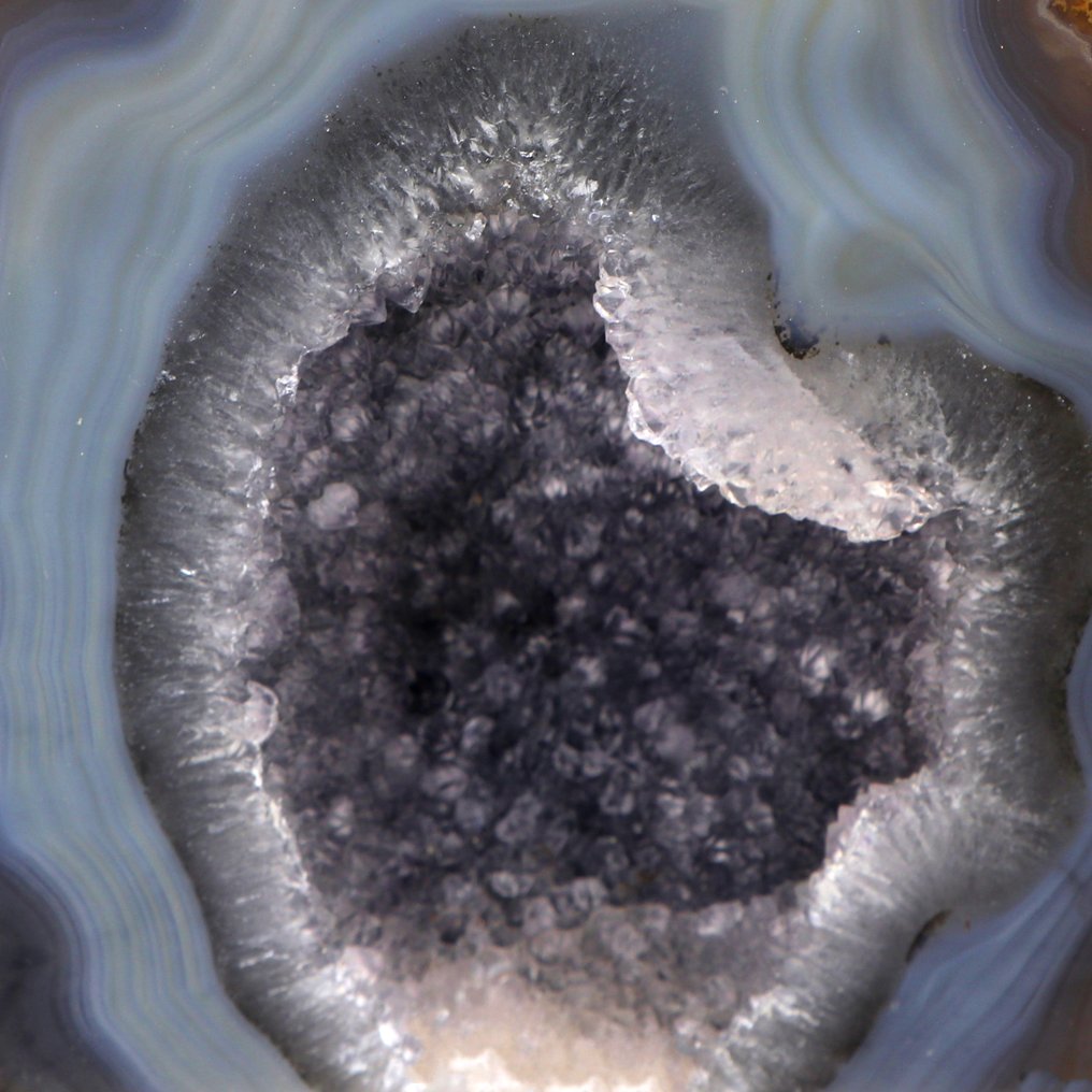 Sem reserva - Ágata arco-íris - Geode - 18x15x6 cm- 1.97 kg #4.3