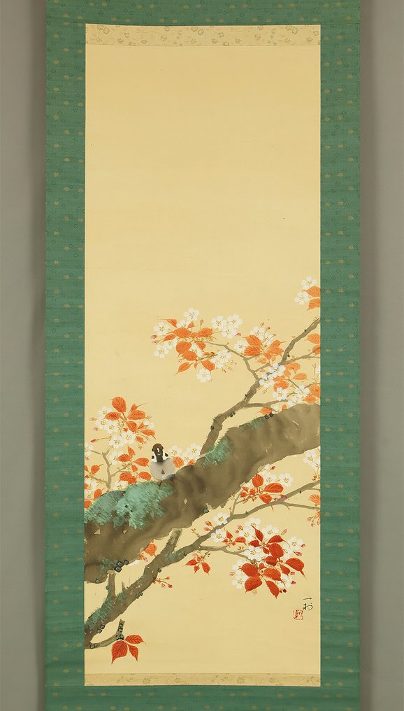 Mountain Cherry Blossom and Sparrow with Original Box (Tomobako) - with signature and seal - Japani (Ei pohjahintaa) #2.1
