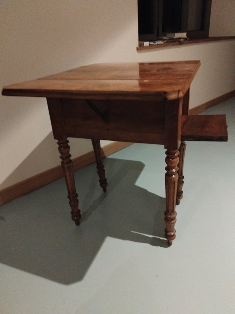 Extending table - Softwood #1.0