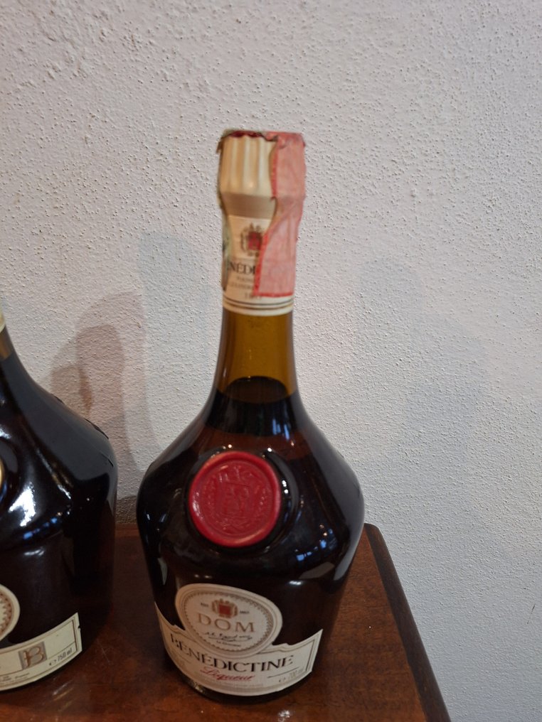 D.O.M. Bénédictine - B&B + Regular  - b. Δεκαετία του 1970, Δεκαετία του 1980, Δεκαετία του 1990 - 75cl - 3 μπουκαλιών #3.2