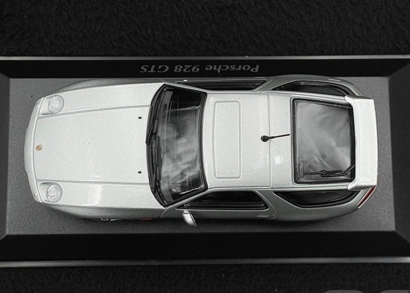 Minichamps 1:43 - Modellino di auto - Porsche - 928 GTS #3.2